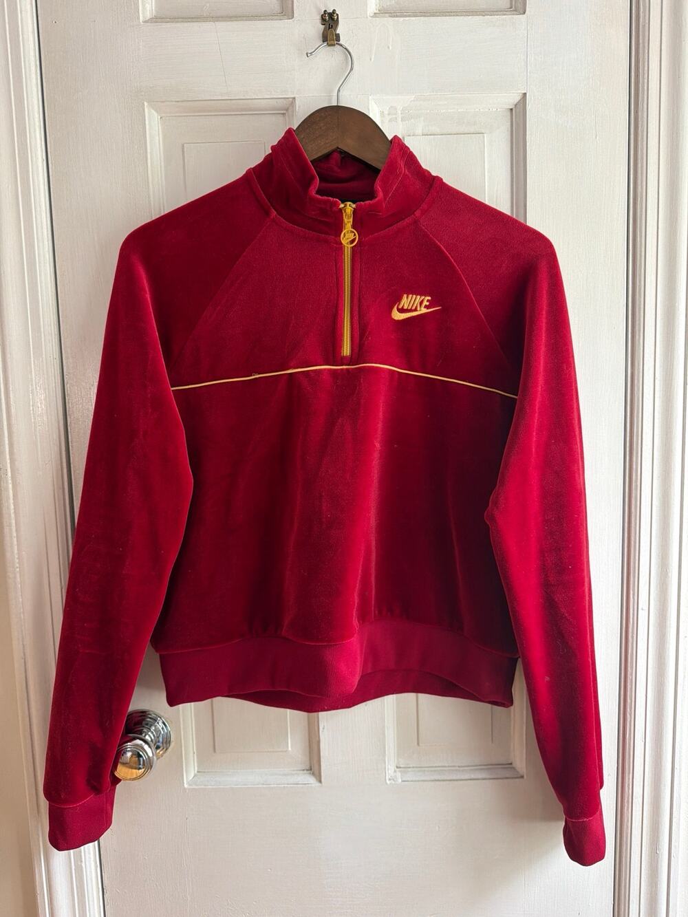 Nike Womens Velour Half-Zip Pullover Sweatshirt - Red / Gold, Medium